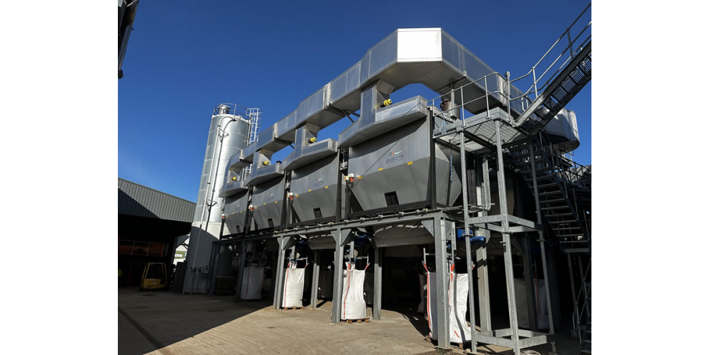 Ceramic filter complete with silo for sorbent injection fitted to 3 tonne per hour RDF boiler