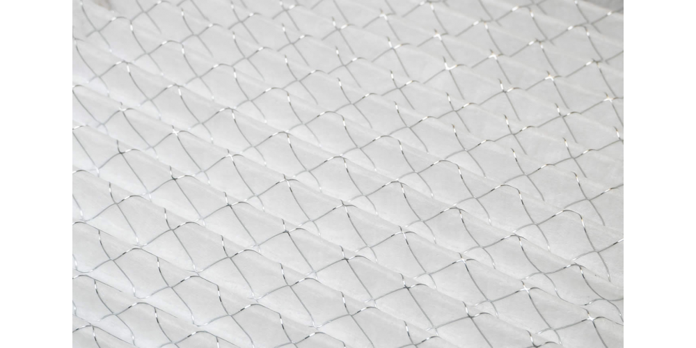 Used for laminating wire meshes onto filter media: Jowatherm® 262.65 / Wird für die Laminierung von Drahtgewebe auf Filtermedien eingesetzt: Jowatherm® 262.65